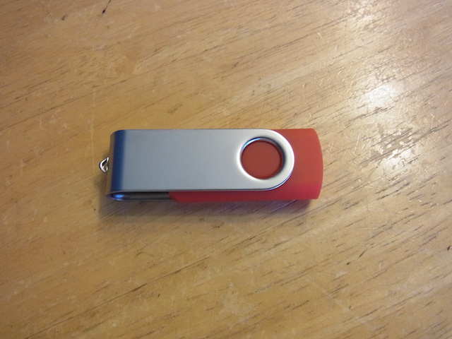 吉祥寺のお客様　USBメモリエラーメッセージ/データ復元予約