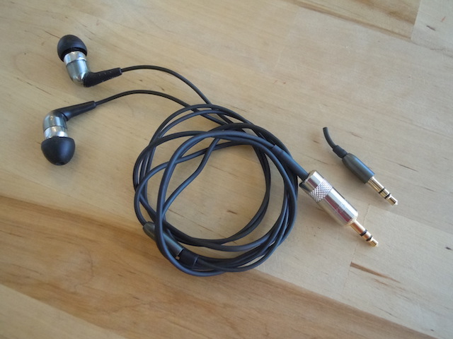 渋谷のお客様　イヤホン修理/プラグ付け替え　宅配キットで簡単修理