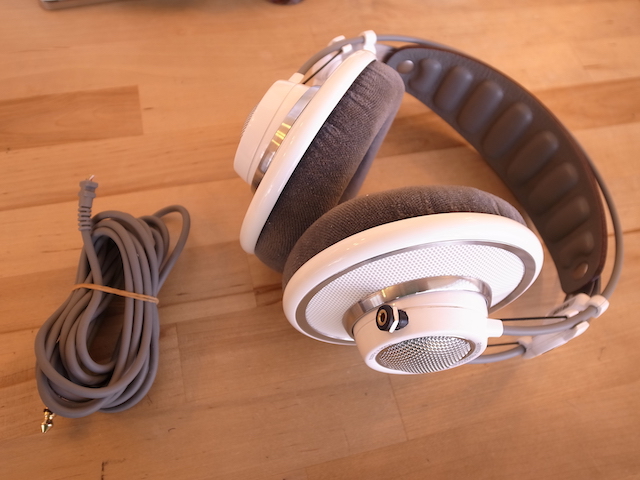 名古屋のお客様　AKGヘッドホン修理/脱着カスタム　宅配修理