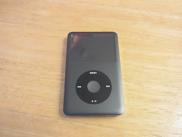 倉敷市のお客様　iPod classic片方聞こえない　宅配キットで簡単修理