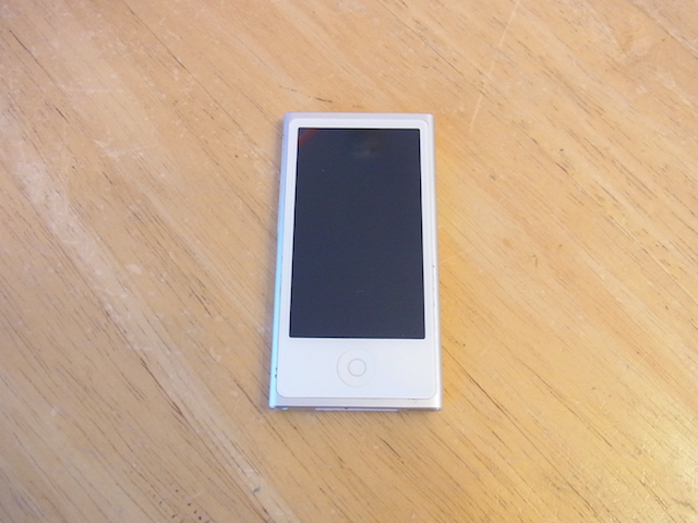 岡崎市のお客様　iPod nano7/iPod nano6宅配キットで簡単修理 