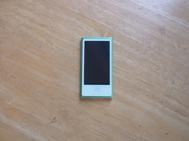 西葛西のお客様　iPod nano7故障　宅配キットで簡単修理