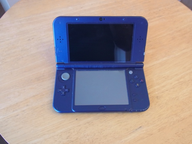 狛江のお客様　任天堂3DS充電故障　宅配キットで簡単修理