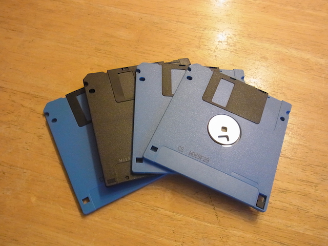 神戸のお客様　フロッピーデータ変換/ワープロ修理/フロッピー販売 