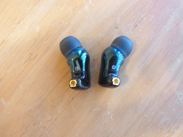 福岡のお客様　イヤホン故障/MMCX化　宅配キットで簡単修理