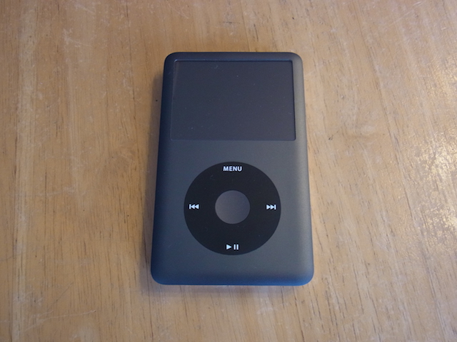 川崎のお客様　iPod classic HDD故障　宅配キットで簡単修理 