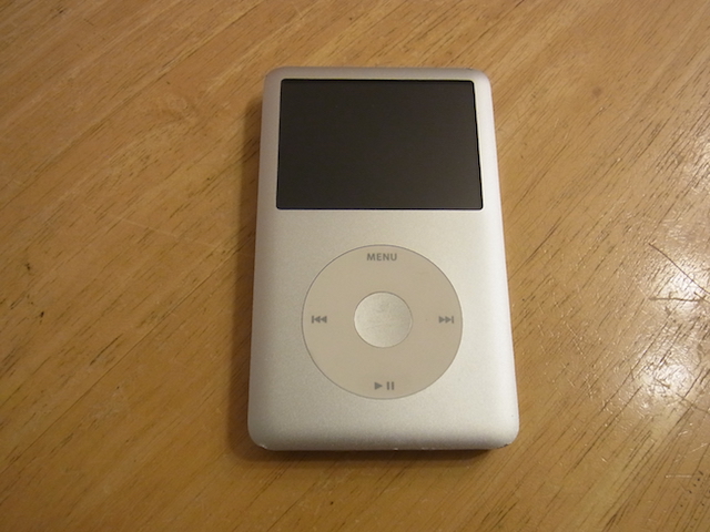 ipod classic/iPod nano7故障　草加市　宅配キットで簡単修理