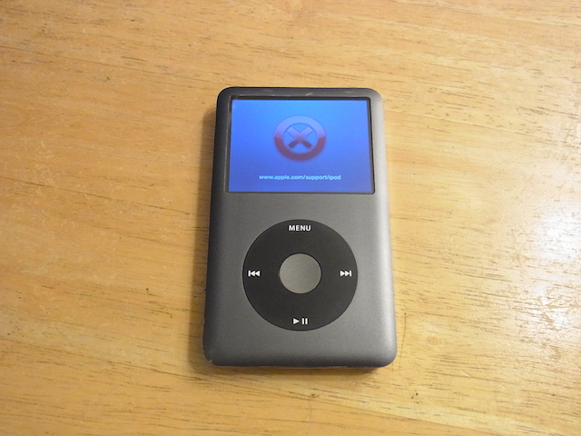 ipod classic×マーク修理 三島市　宅配キットで簡単修理 