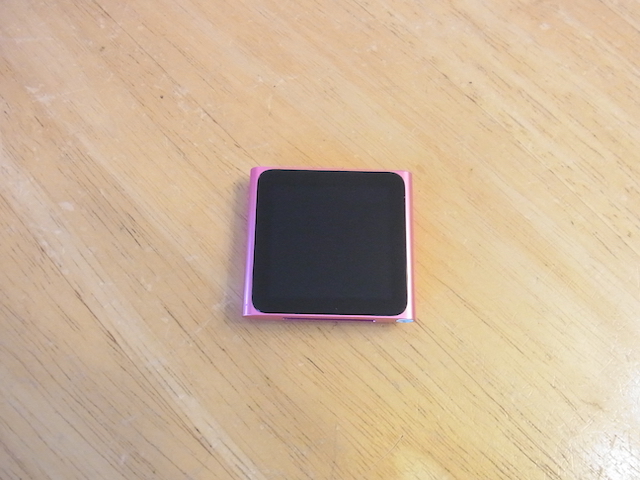 iPod nano6スリープボタン故障　枚方市　宅配キットで宅配修理