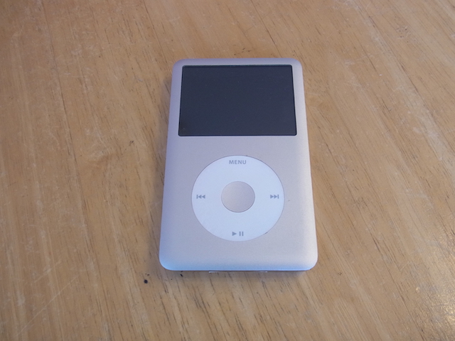 岐阜のお客様　iPod classicデータ取り出し　宅配キットで簡単修理