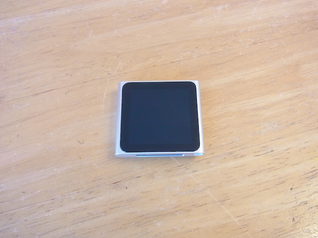 木更津のお客様からiPod nano6の宅配キットでの修理依頼がありました。