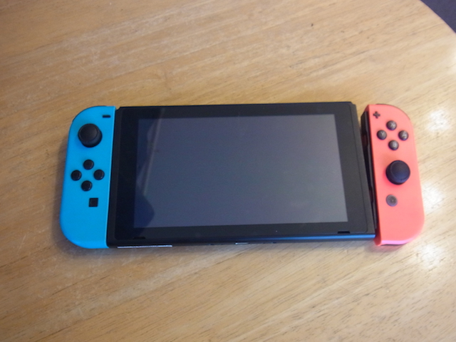 任天堂Switch/Switchライト暴走故障　宅配修理　市川市のお客様