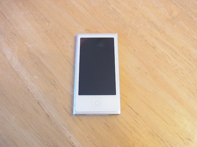 市川市　iPod nano7宅配修理のご案内　郵送キットあります！