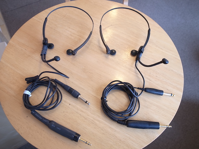 福岡からお問い合わせ　航空機用ヘッドセット/ヘッドホンの修理