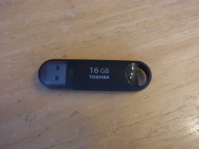 USBメモリ格安データ復元　用賀からご来店