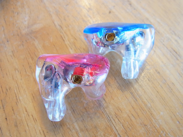 Ultimate Earsイヤホン修理/MMCXカスタム/リモールド　大宮