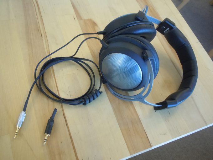 beyerdynamic T5p片方聞こえない