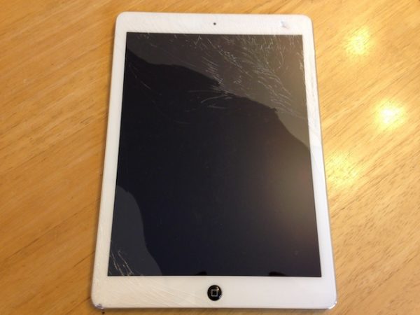 ipad air/iphone6修理【スマートファボ新所沢】