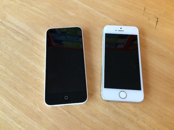 新所沢のお客様よりiphone5sの修理のご依頼をいただきました。
