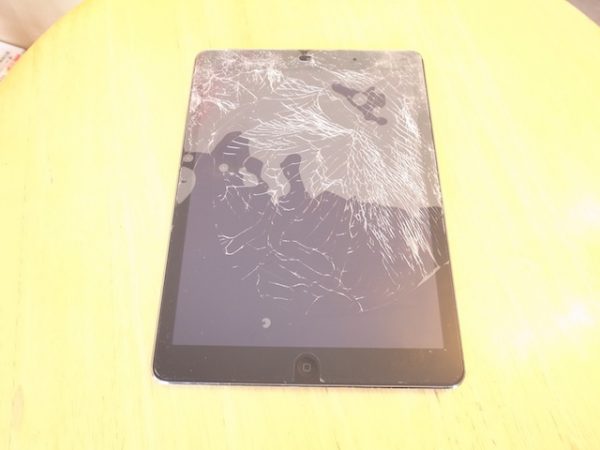 ipad miniガラス割れ修理 新所沢のお客様