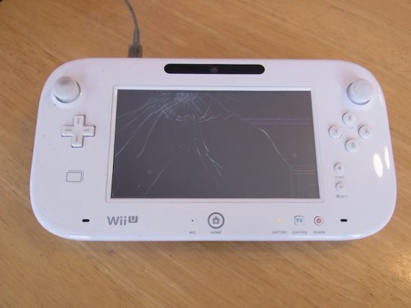 Wii Uのgamepad/iphone6s/ipod nano6修理　新所沢のお客様