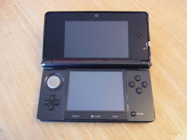 任天堂3DS/iphone/ipod nano7修理　新所沢のお客様