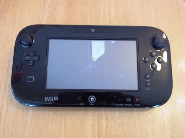 Wii Uのgamepad/iphone/ipad air修理 狭山のお客様