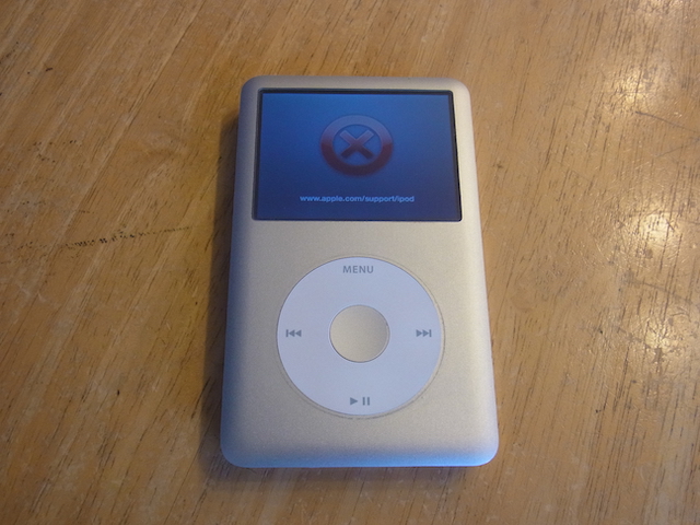iPod classic赤いバツマーク預かり修理　新所沢の修理店