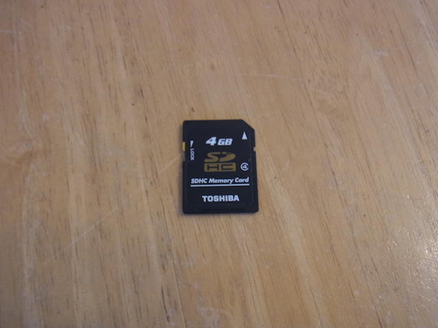 SDカードデータ復旧受付　ひばりヶ丘からご来店