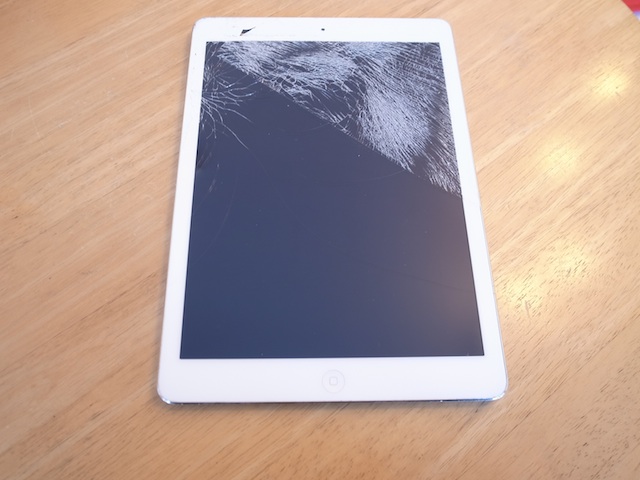 iPad air/iPad mini画面割れ修理　新所沢のお客様