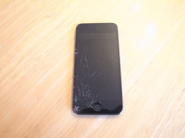 iPhone5ガラス修理・画面修理・液晶修理　所沢のお客様