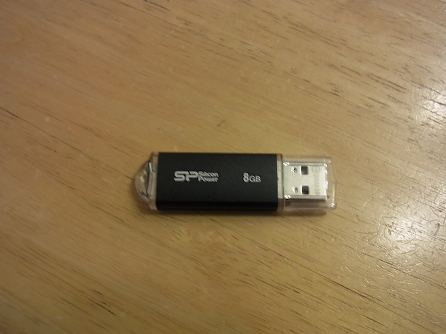 USBメモリ　エラーメッセージ・データ復旧　狭山のお客様