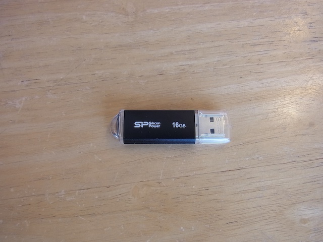 USBメモリ　エラーメッセージ・データ復旧　所沢のお客様